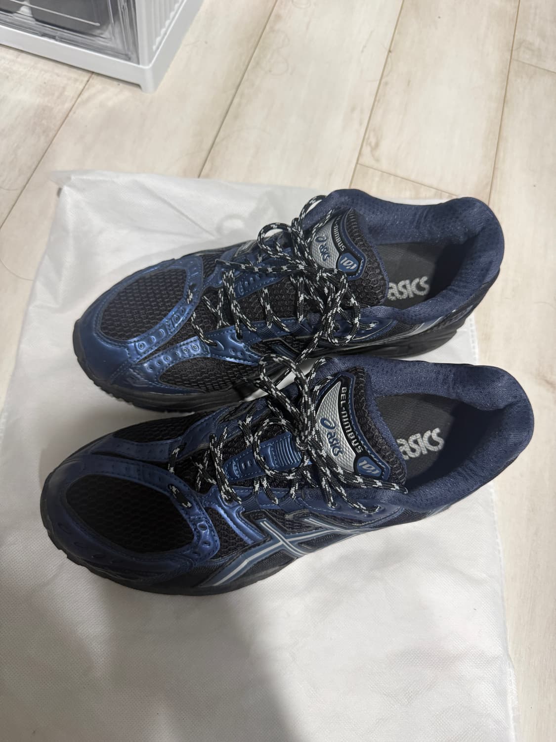 아식스 젤 님버스 10.1 블랙 그랜드샤크 270 팝니다 상품이미지1