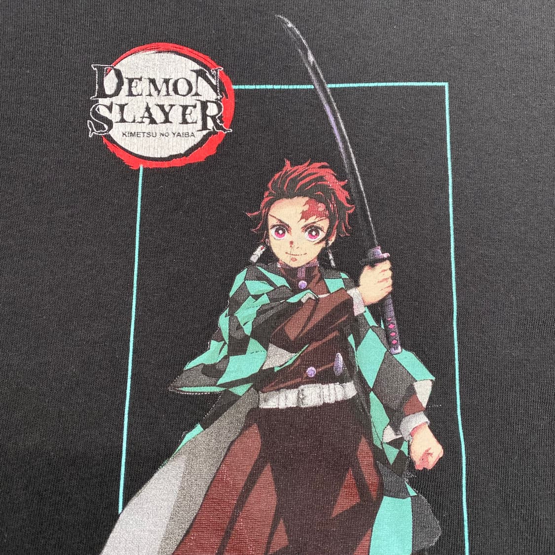 귀멸의칼날 탄지로 오피셜 애니메이션 티셔츠 상품이미지4