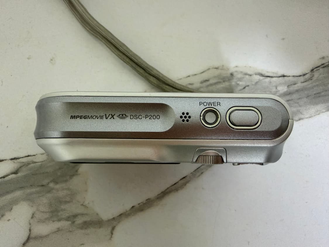 소니 사이버샷 DSC-P200 디지털카메라 상품이미지7