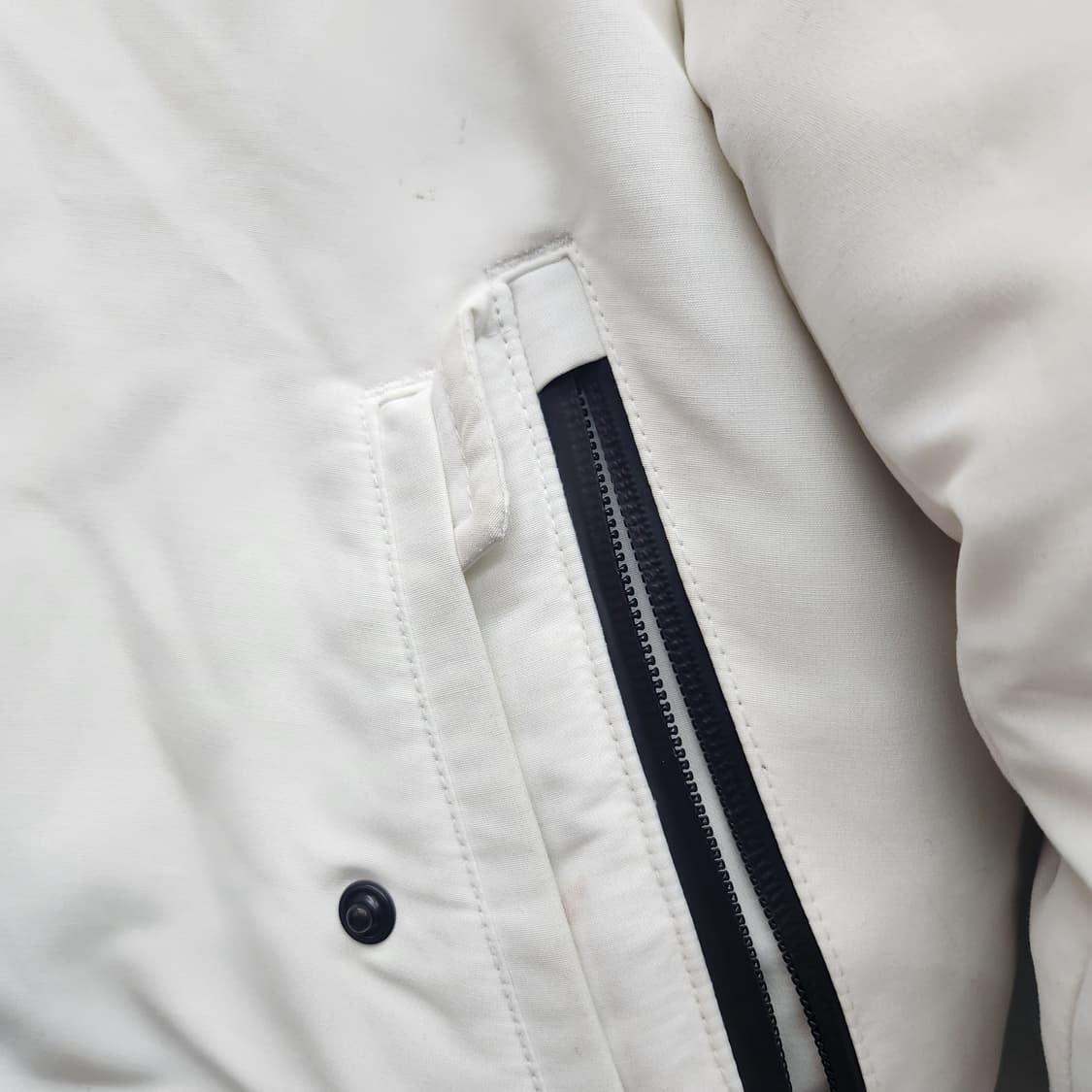 아이더 로고 사이드포켓 스투키 구스다운패딩 S(L) 상품이미지6