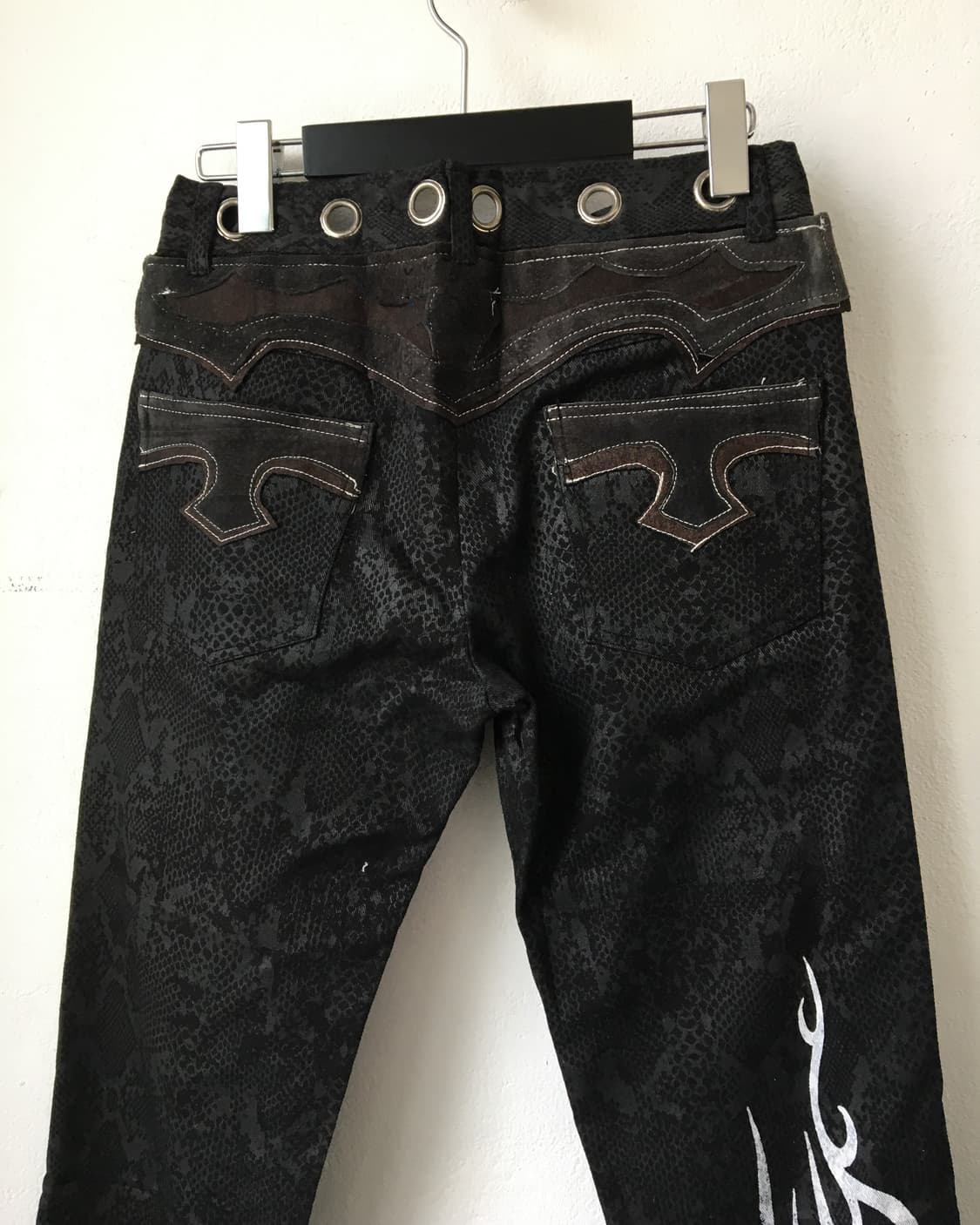 Python pattern tribal trimming pants 상품이미지7