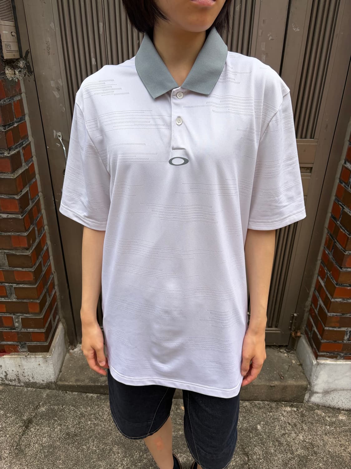 Oakley 테크 카라 반팔티 상품이미지1