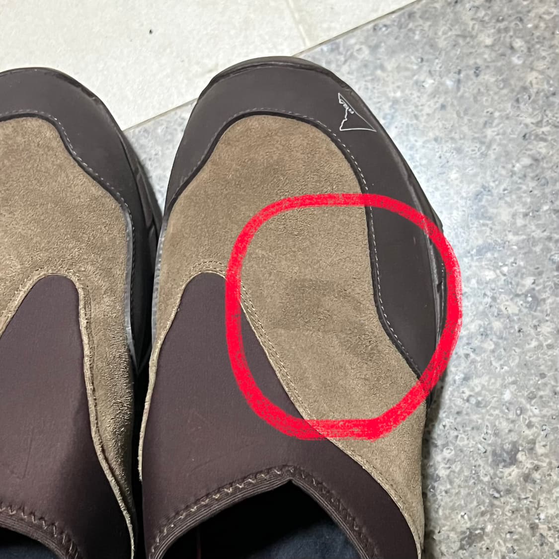 [37] ROA 슬립 온 브라운 상품이미지6