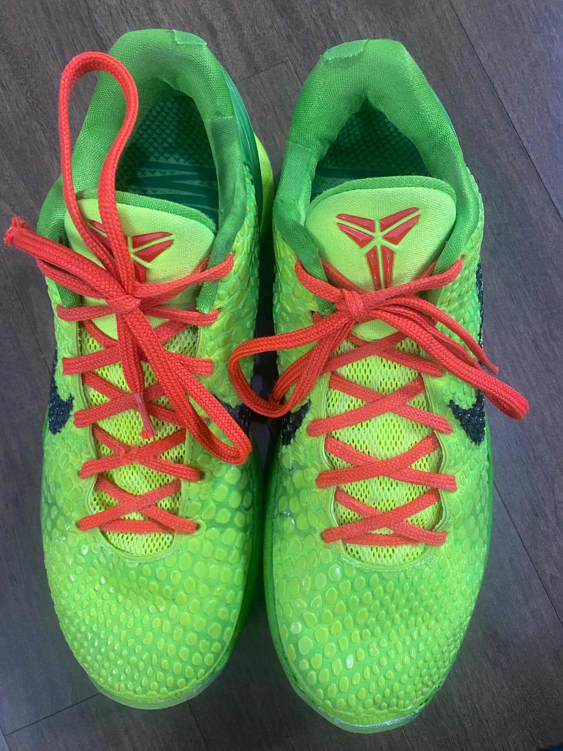 [크림구매] 코비6 그린치 270 상품이미지2