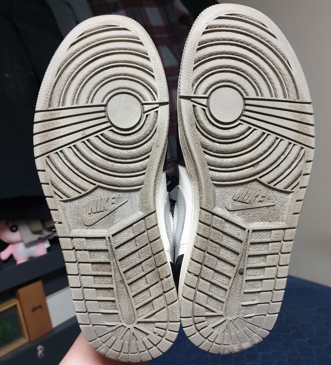 나이키 조던1 로우 블랙 라이트 스모크 그레이 (265) 상품이미지5