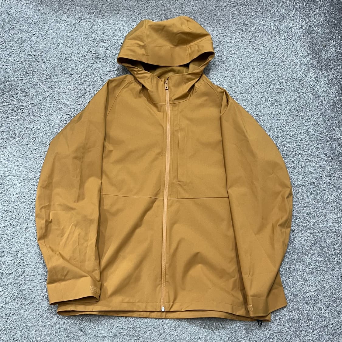 [105] 유니클로 바람막이 상품이미지2