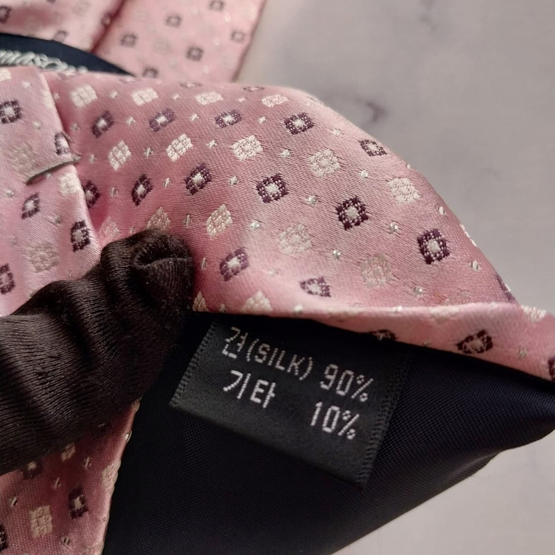 아쿠아스큐텀 실크 핑크 패턴 넥타이 9.4cm A+등급 K1932 상품이미지10