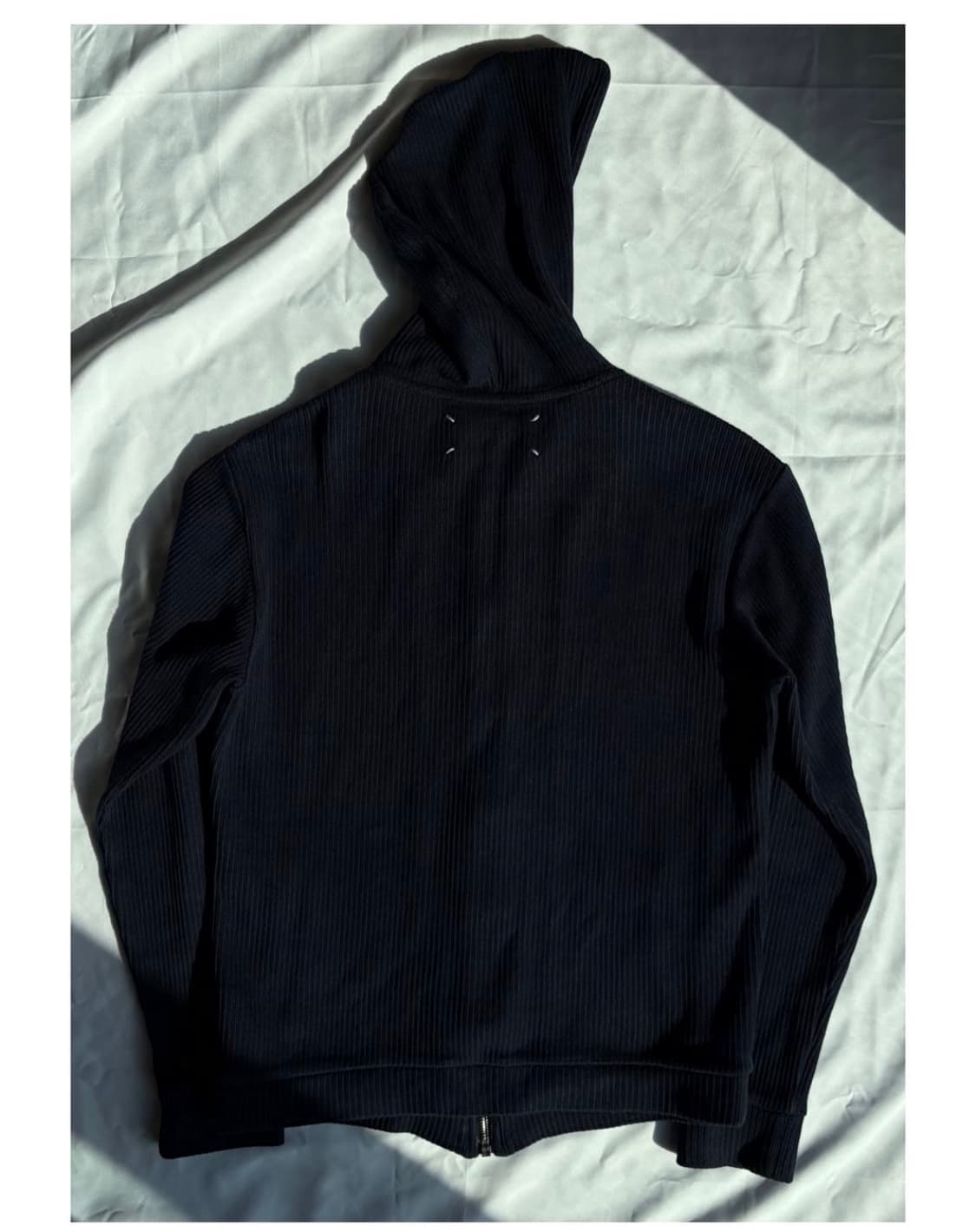 마틴 마르지엘라 15aw 니트 후드집업 상품이미지2