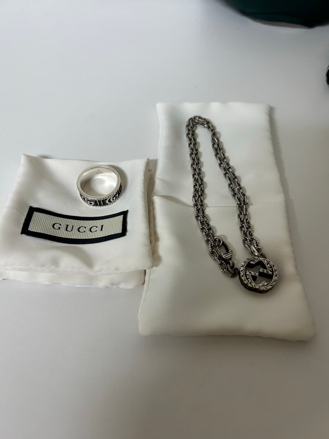 구찌 인터로킹 G 펜던트 목걸이 실버 상품이미지6