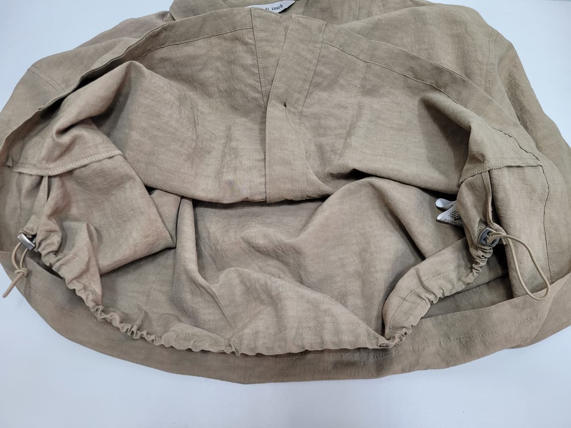 벨라디터치 린넨 레이온 빅포켓 오버핏 자켓 / 여 85 베이지
 상품이미지6