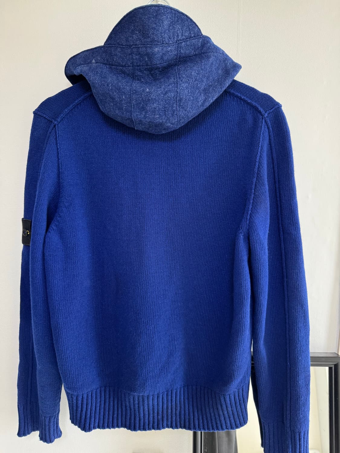 스톤아일랜드 후드 집업 상품이미지2