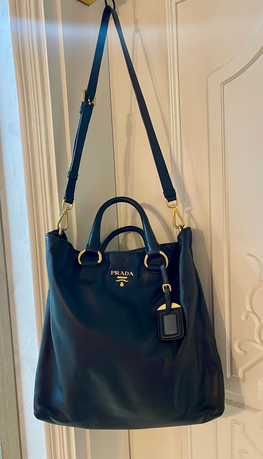 프라다 Prada BN1713 블랙 소프트 카프 금장 로고 투웨이 백 상품이미지10