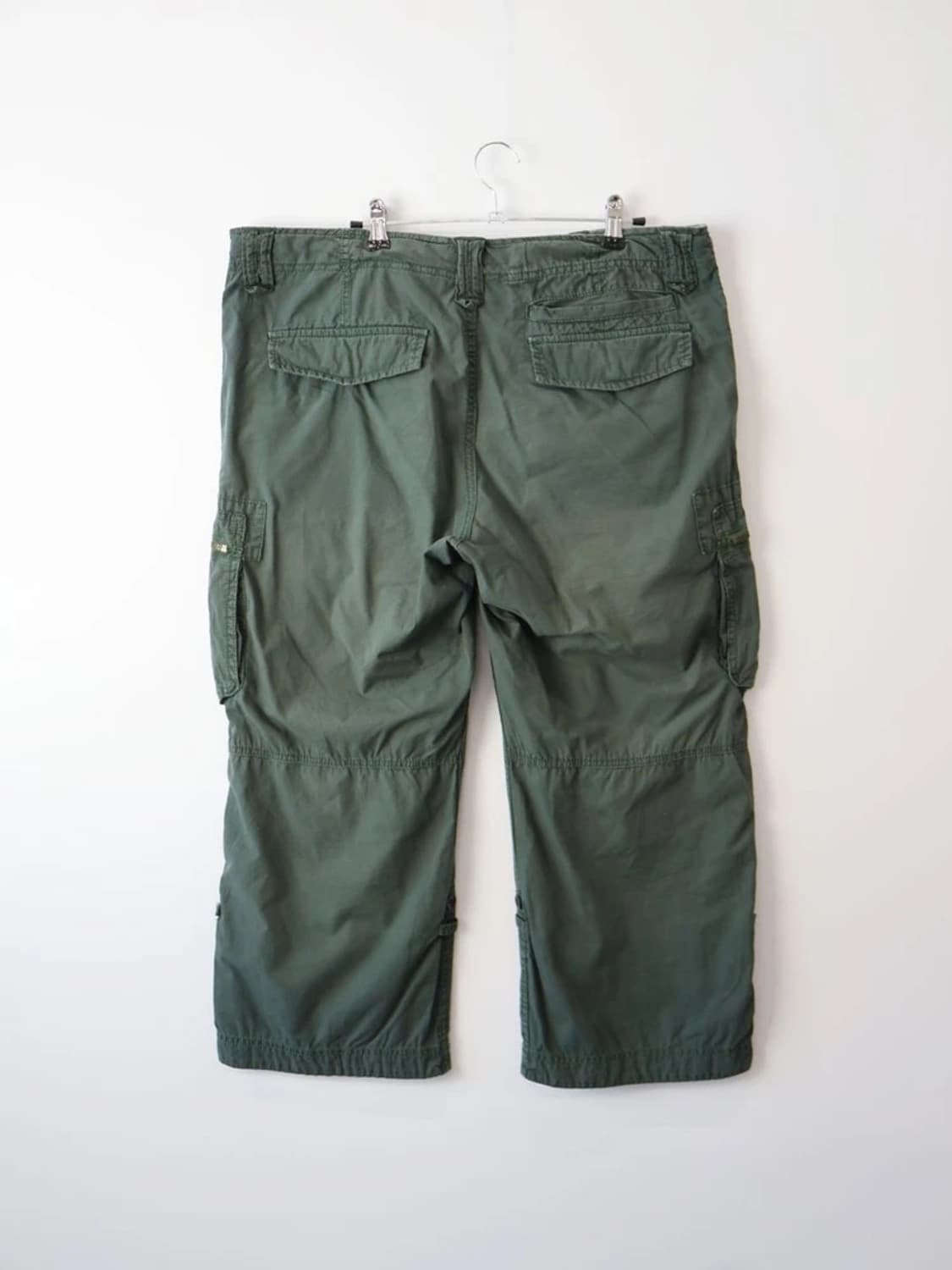 Uniqlo Olive Cropped Cargo Pants 상품이미지5