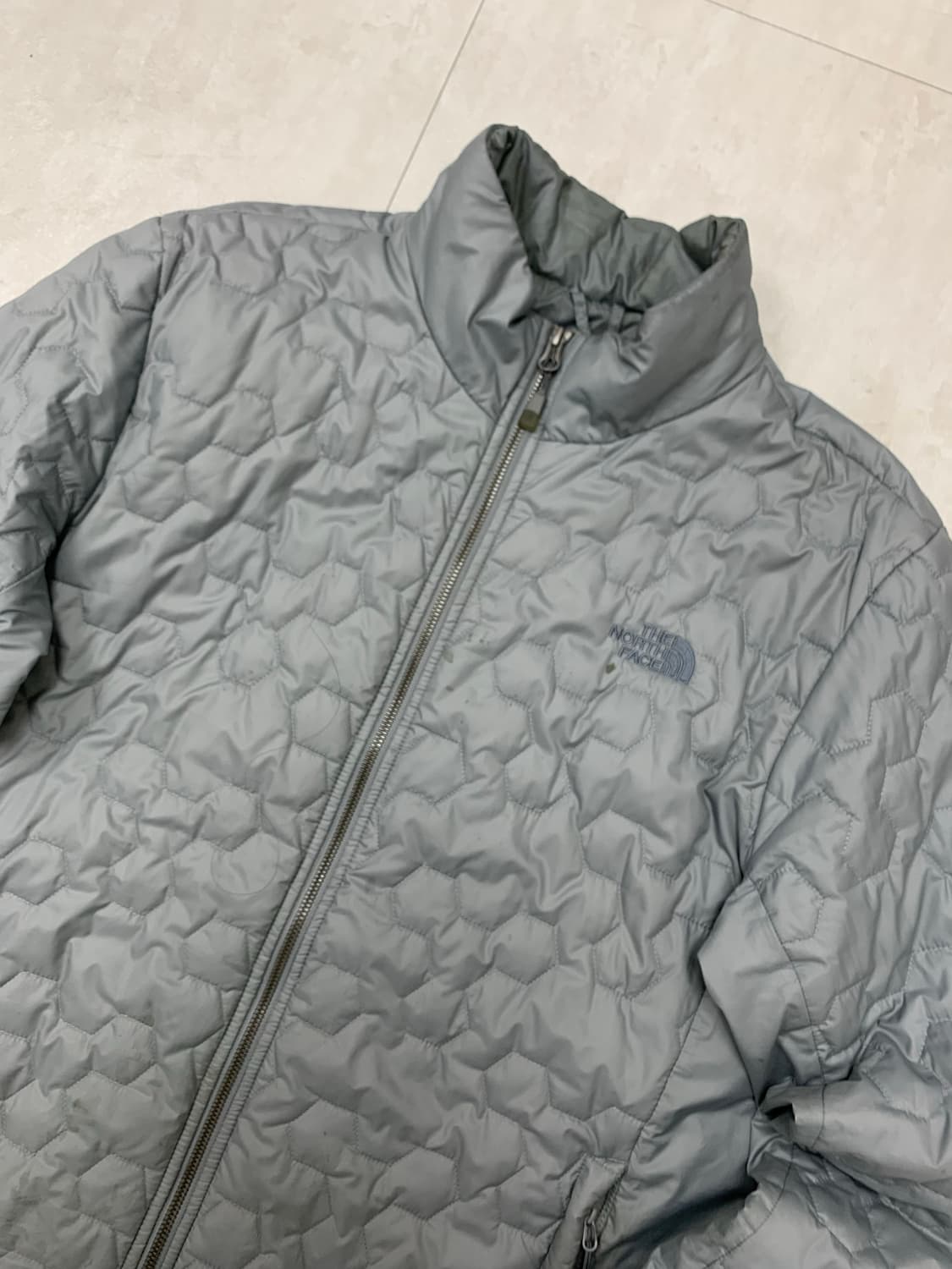 노스페이스 그레이 경량패딩 #237 상품이미지2
