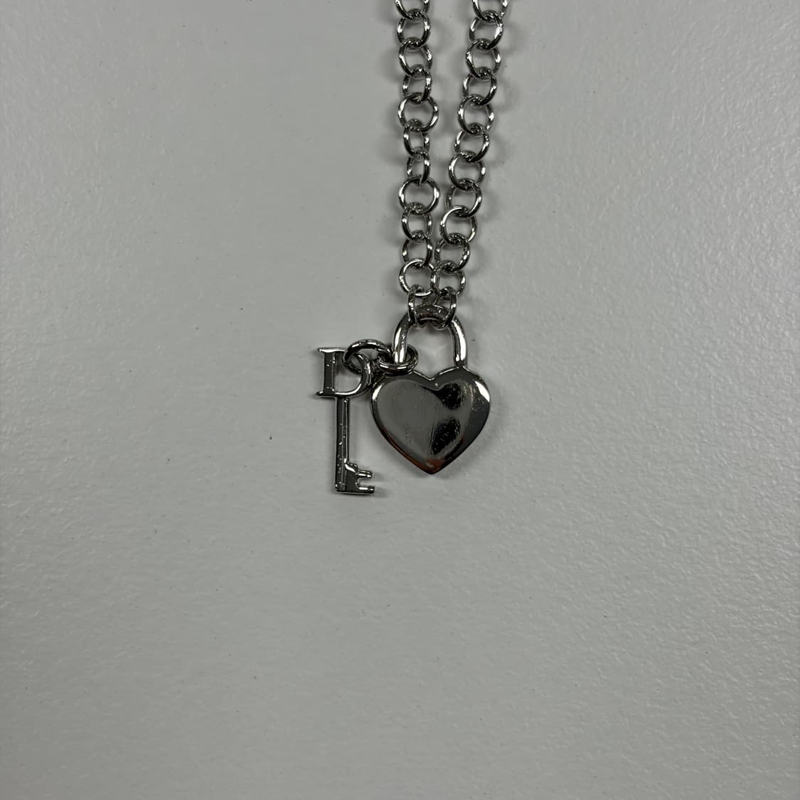 디올 하트 태그키 목걸이 상품이미지5