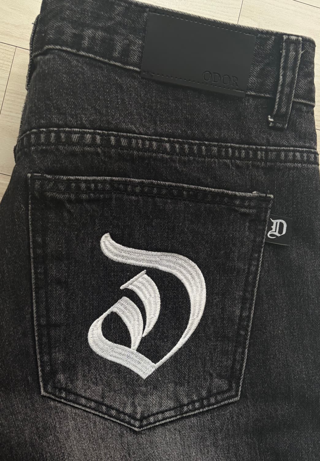 오도어 odor Nas raw wide denim in black 상품이미지2