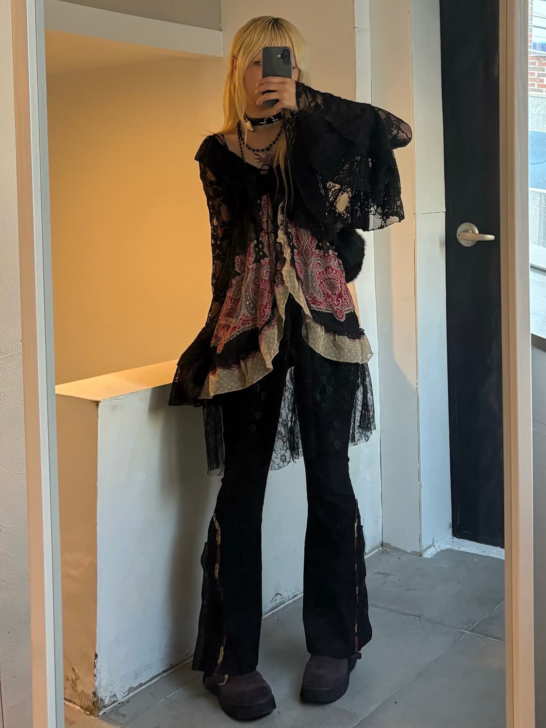 Ozz on Black Oriental Bootcut Pants  상품이미지7