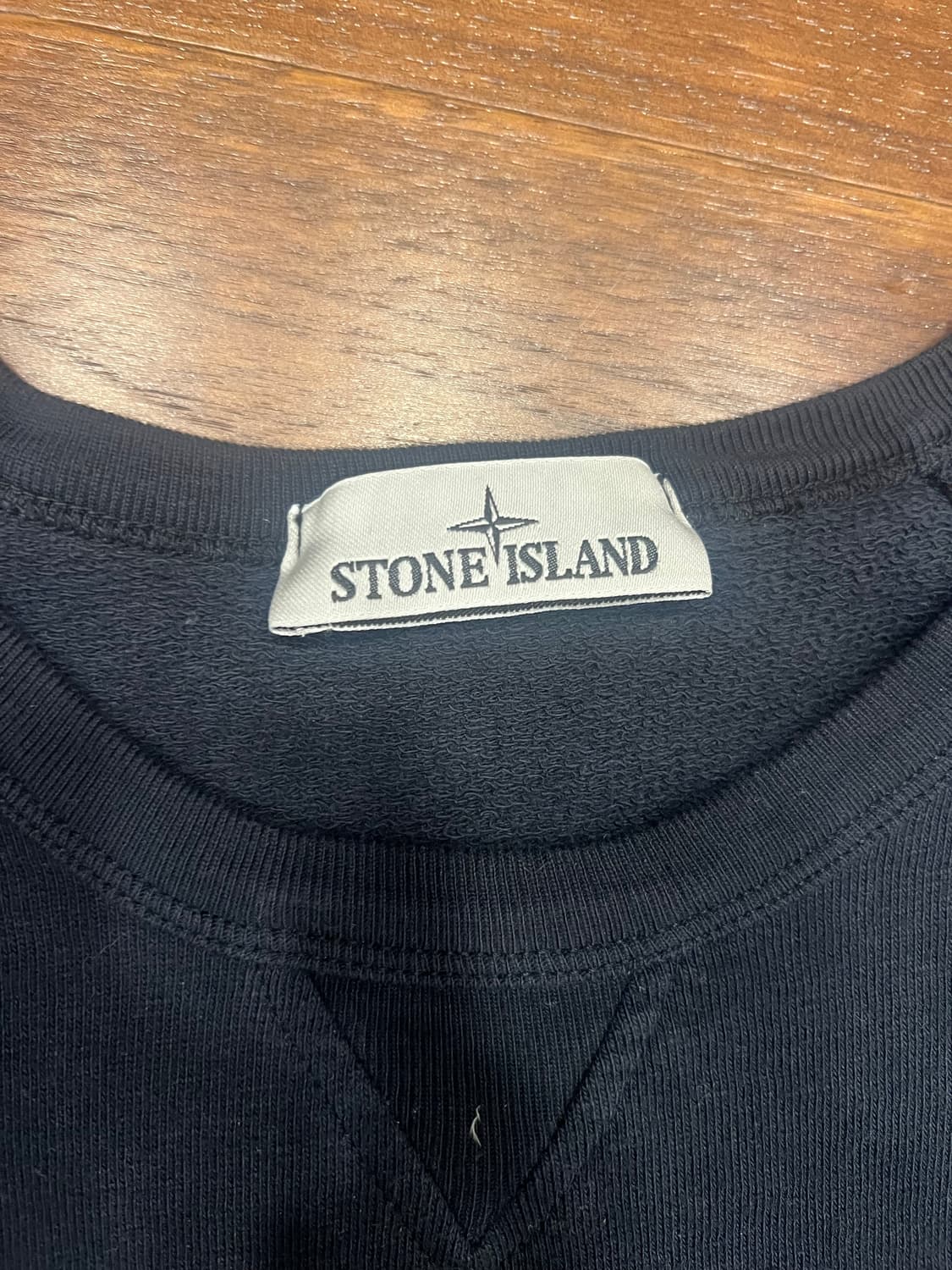 23SS 스톤아일랜드 올드 트리트먼트 맨투맨 (M) 상품이미지2