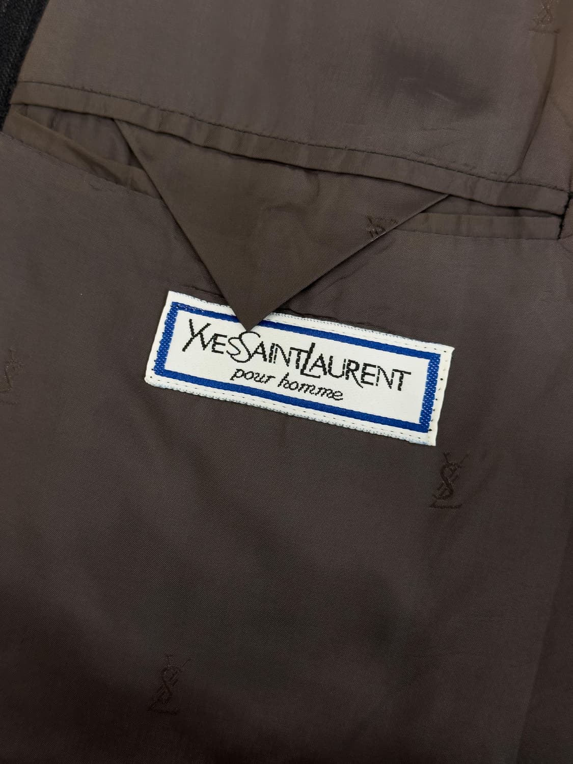 입생로랑 스트라이프 수트 상품이미지9