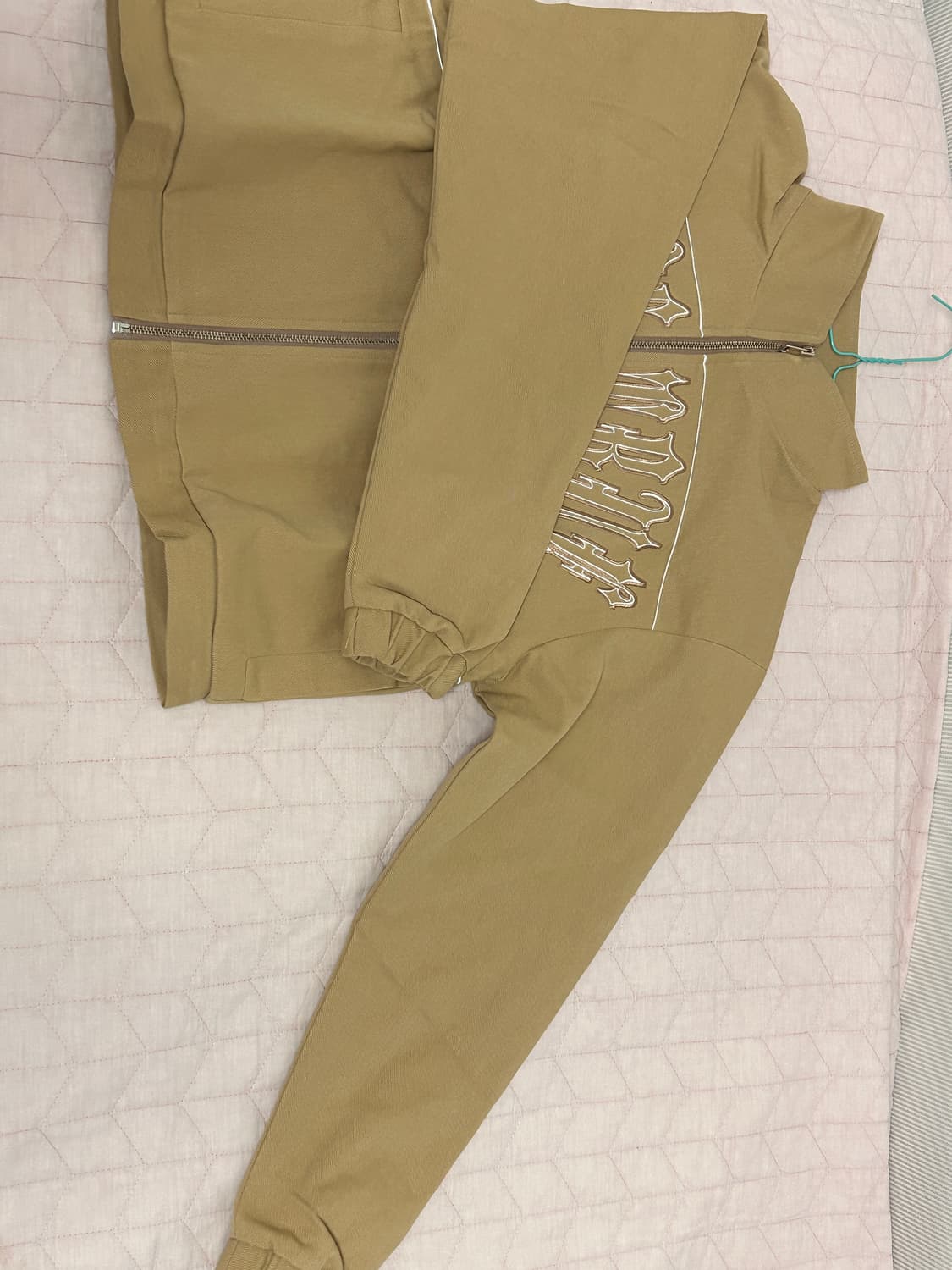 러브이즈트루 크롭 자켓 상품이미지2