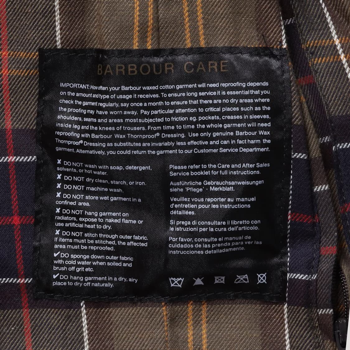 바버 Barbour Waxed Quilting Jacket 
 상품이미지8