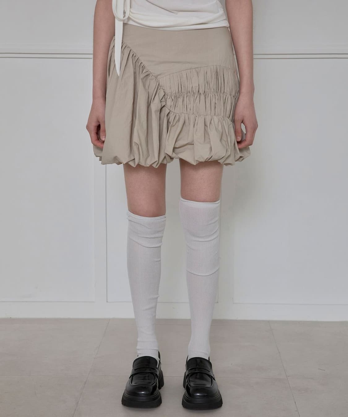플레어업 Lua Balloon Skirt-Beige 상품이미지5