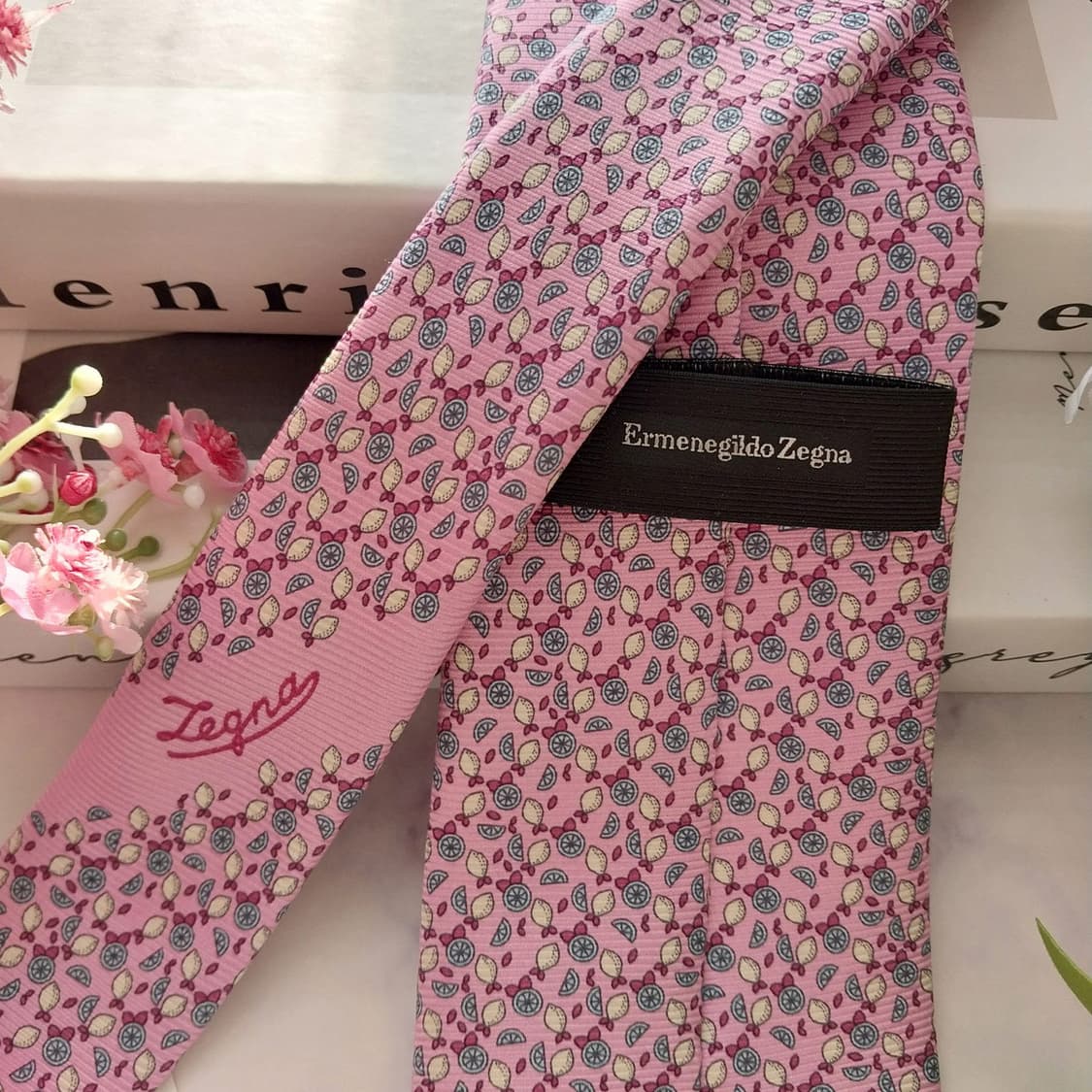 제냐 실크 핑크 레몬 패턴 넥타이 8.4cm A+등급 K1634
 상품이미지7