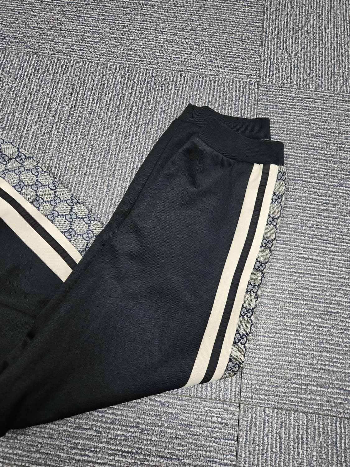 [특가][정품] 구찌 사이드로고 조거팬츠 상품이미지3