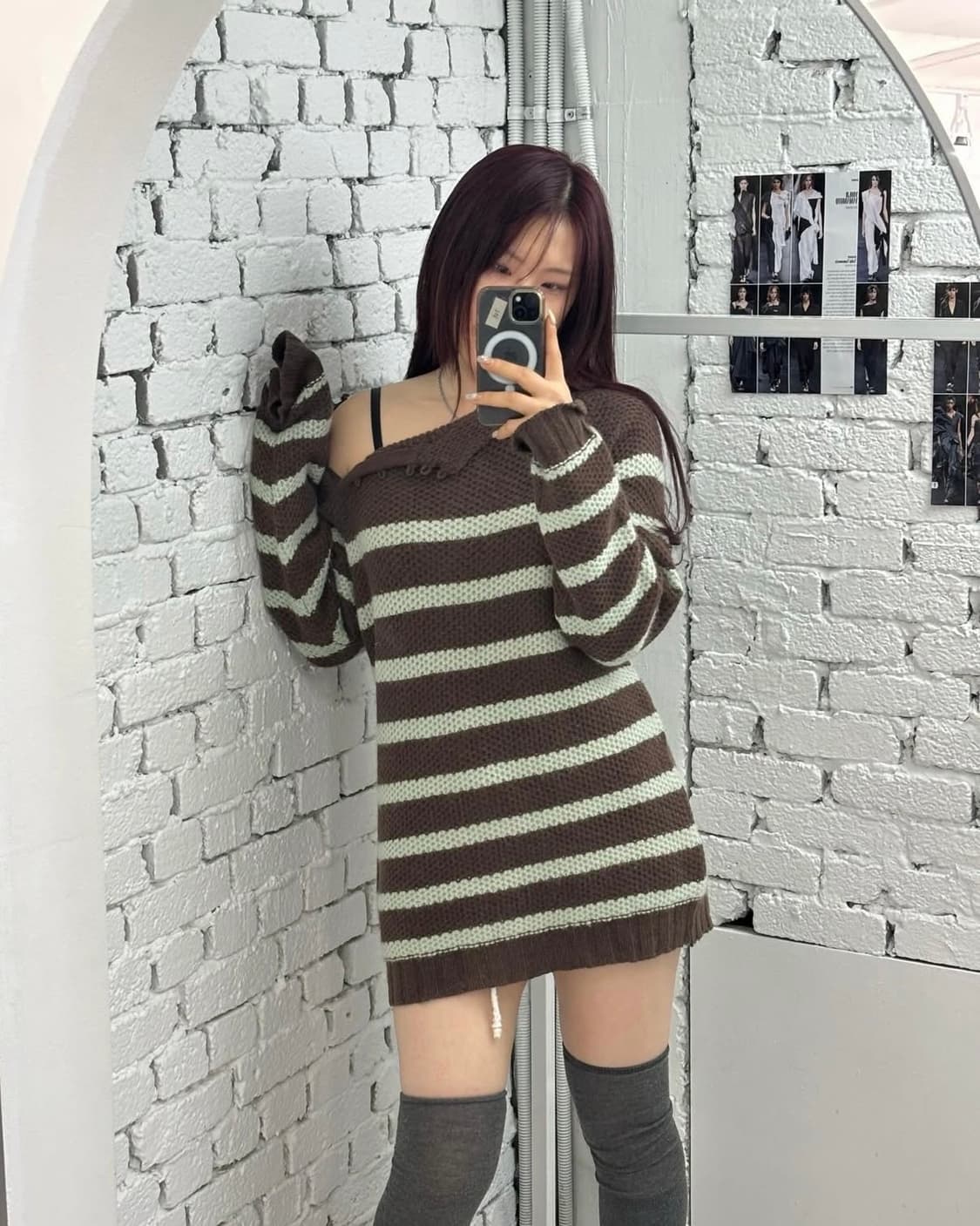 Waffle Stripe Off-Shoulder Knit Dress 상품이미지2