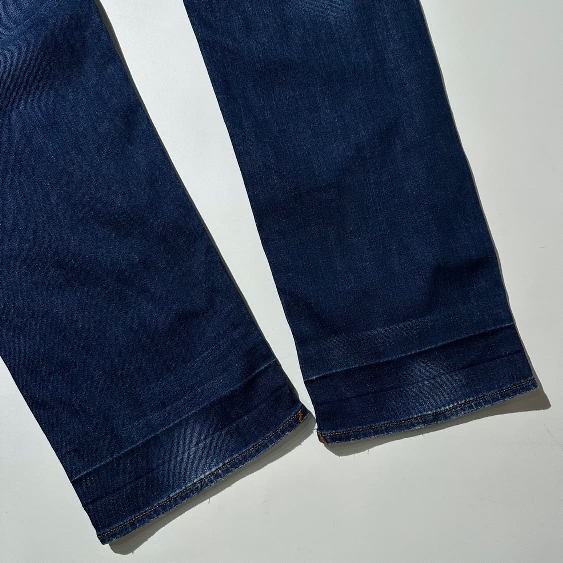 (매장판) 스톤아일랜드 백포켓 와펜 데님 팬츠 상품이미지8