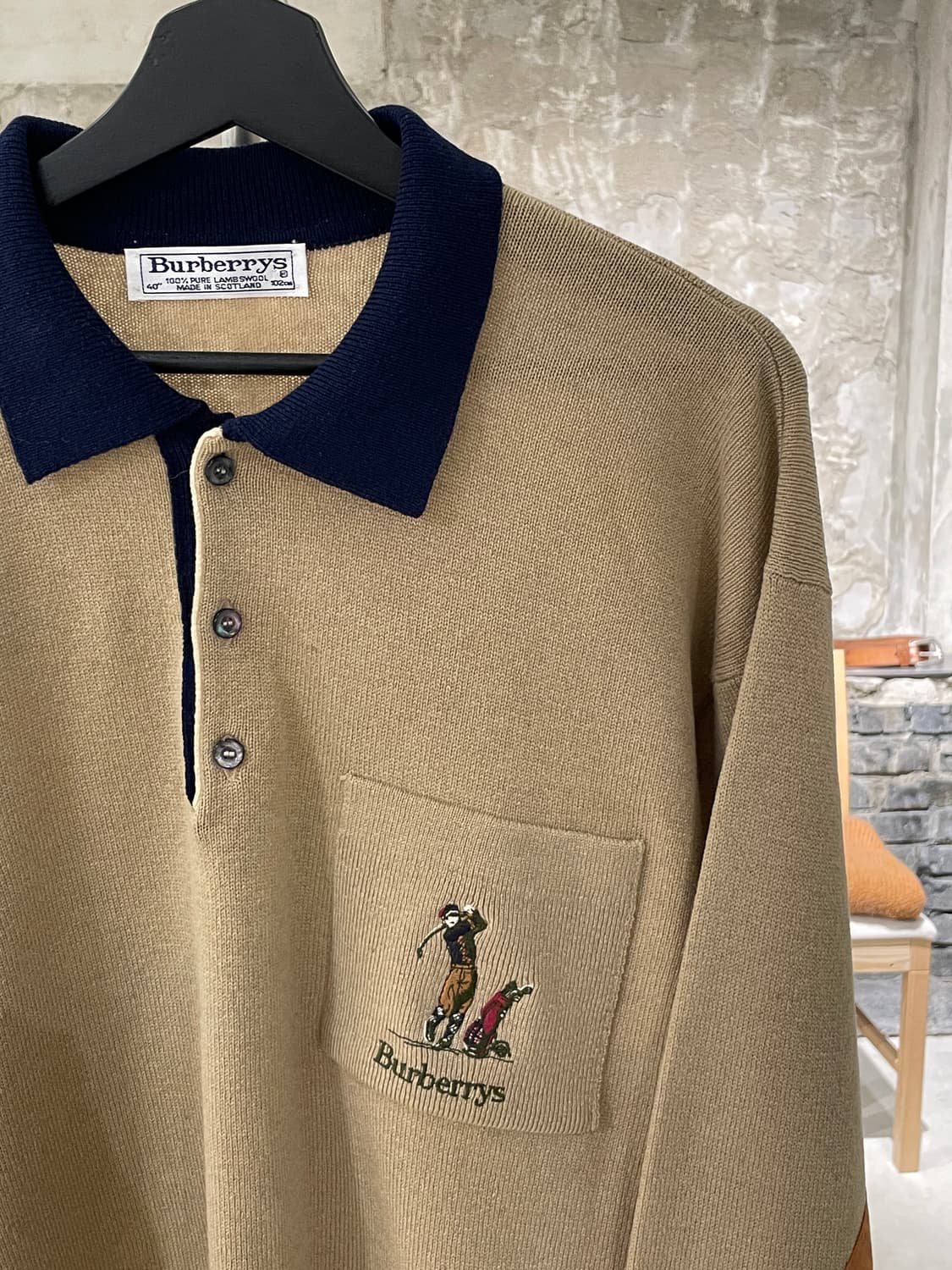 버버리 베이지 골프 로고 페이크 포켓 암 패치 카라 니트 상품이미지3