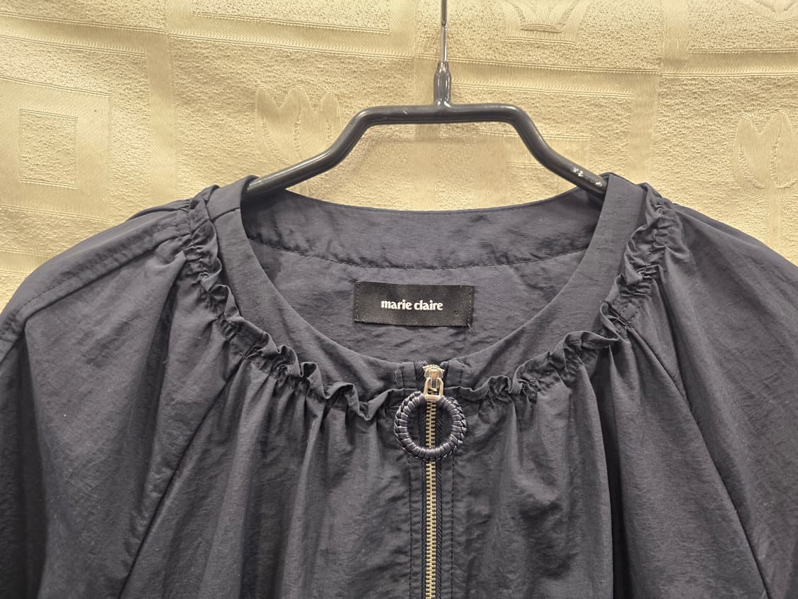 마리끌레르 네이비 프릴 집업 자켓 S~M 상품이미지2