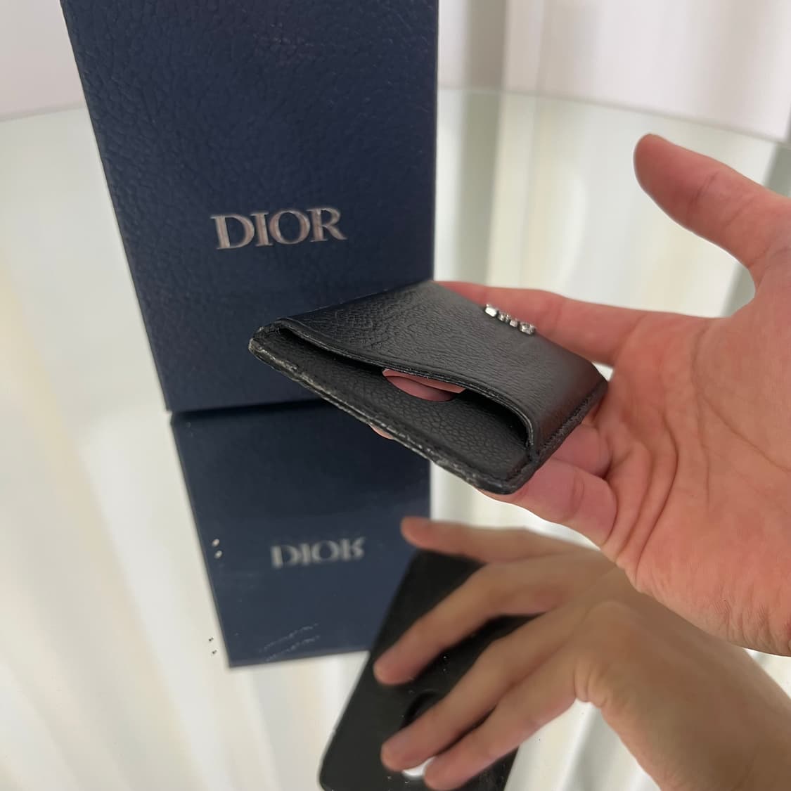 디올 그래피티 맥세이프 카드지갑 상품이미지6