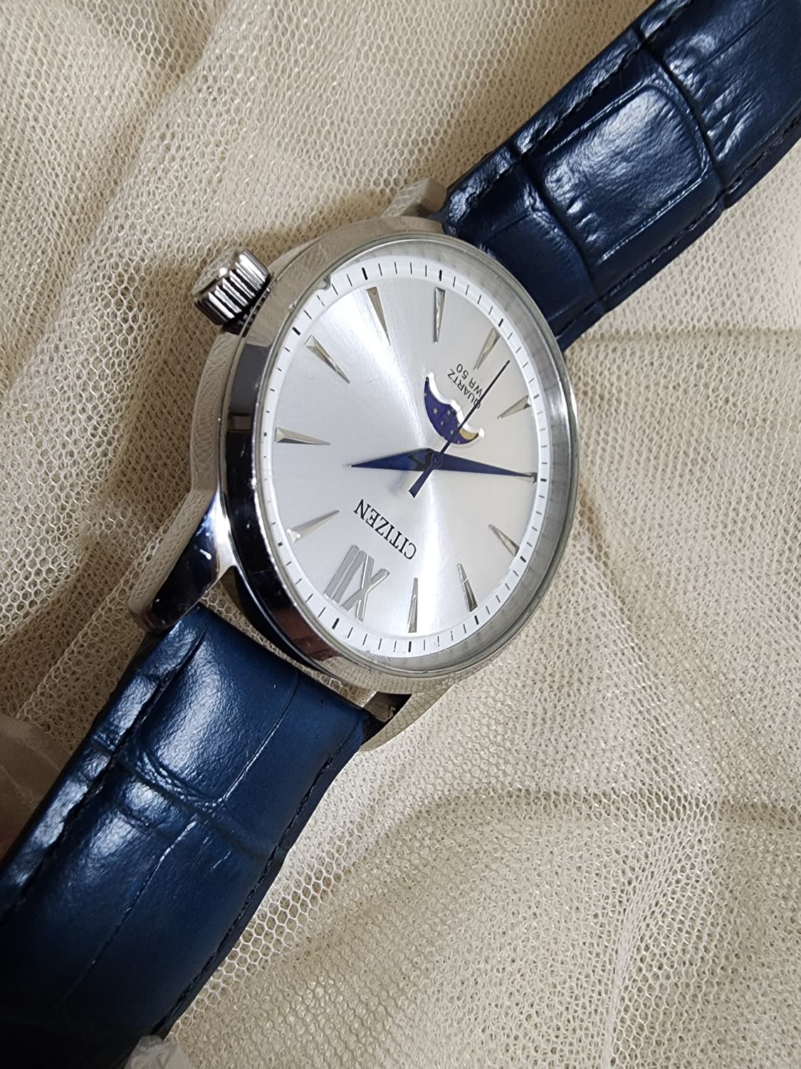 시티즌 문페이즈 쿼츠 가죽 시계 상품이미지9