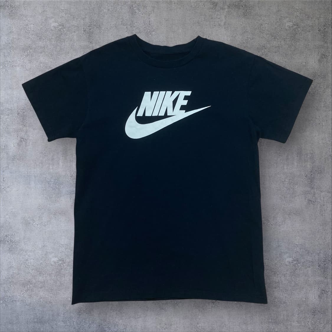나이키 퓨추라 빅로고 네이비 반팔티 상품이미지1