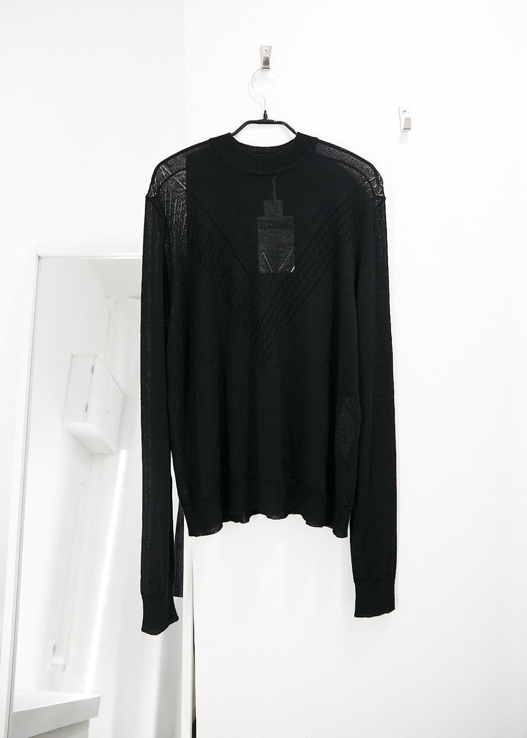 Front Detail Sweater 상품이미지1