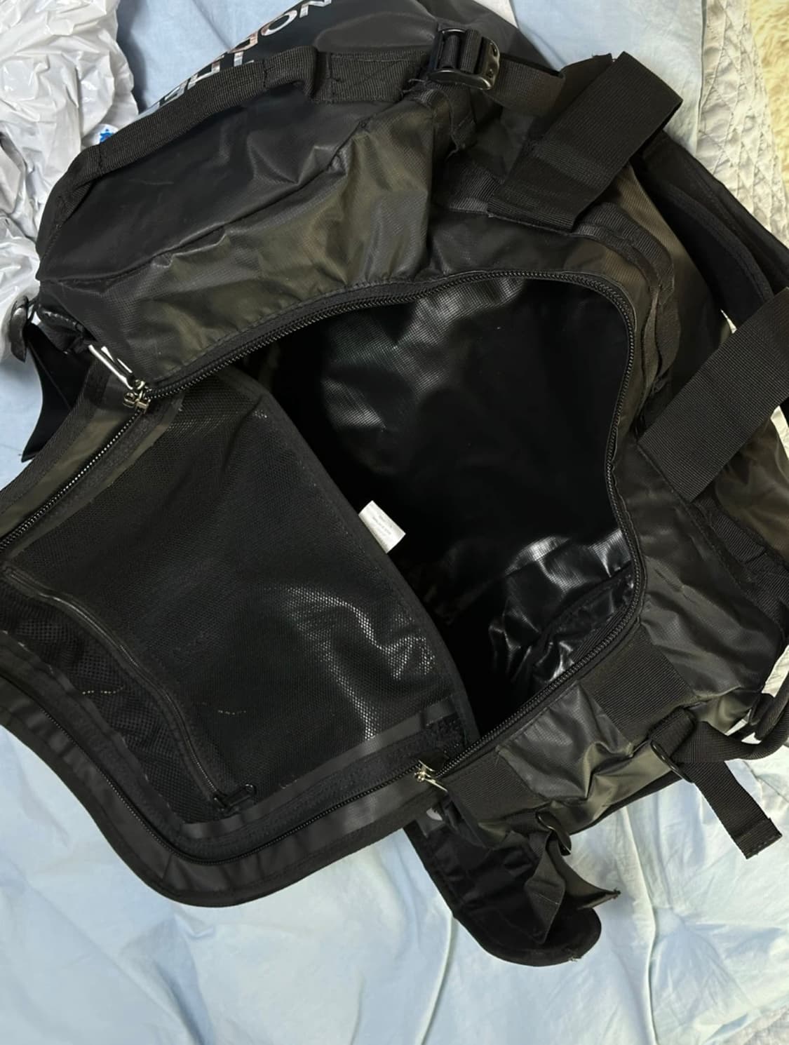 노스페이스 백팩 검정 상품이미지3