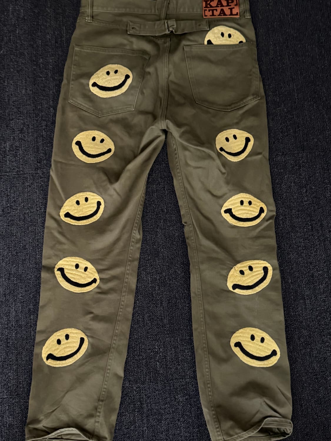캐피탈 스마일 자수팬츠 상품이미지1