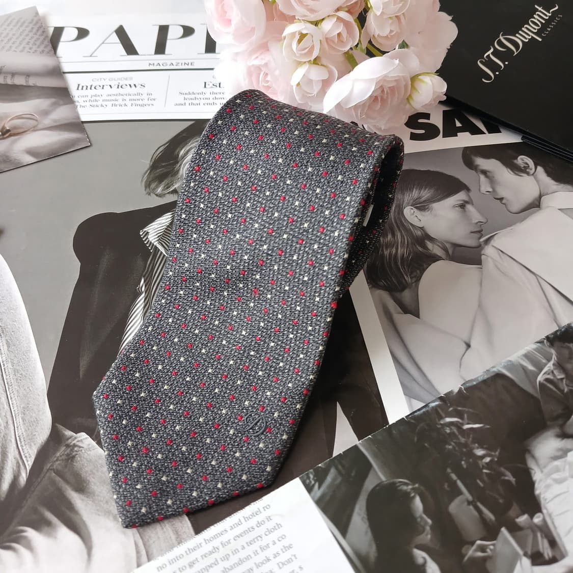 듀퐁 실크 마이크로 패턴 자수 로고 넥타이 8cm A+등급 A19346
 상품이미지3