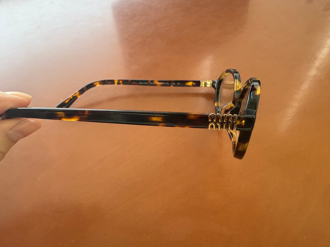 미우미우 리가드 상품이미지5