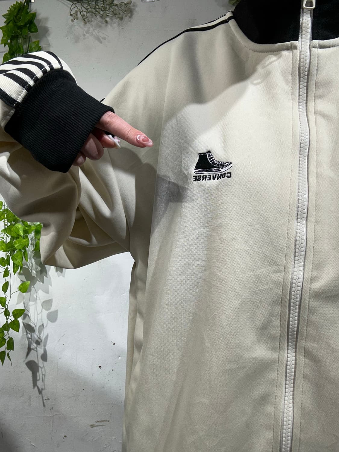 컨버스 일본판 아이보리 블랙 사이드 라인 트랙탑 져지 L 상품이미지4