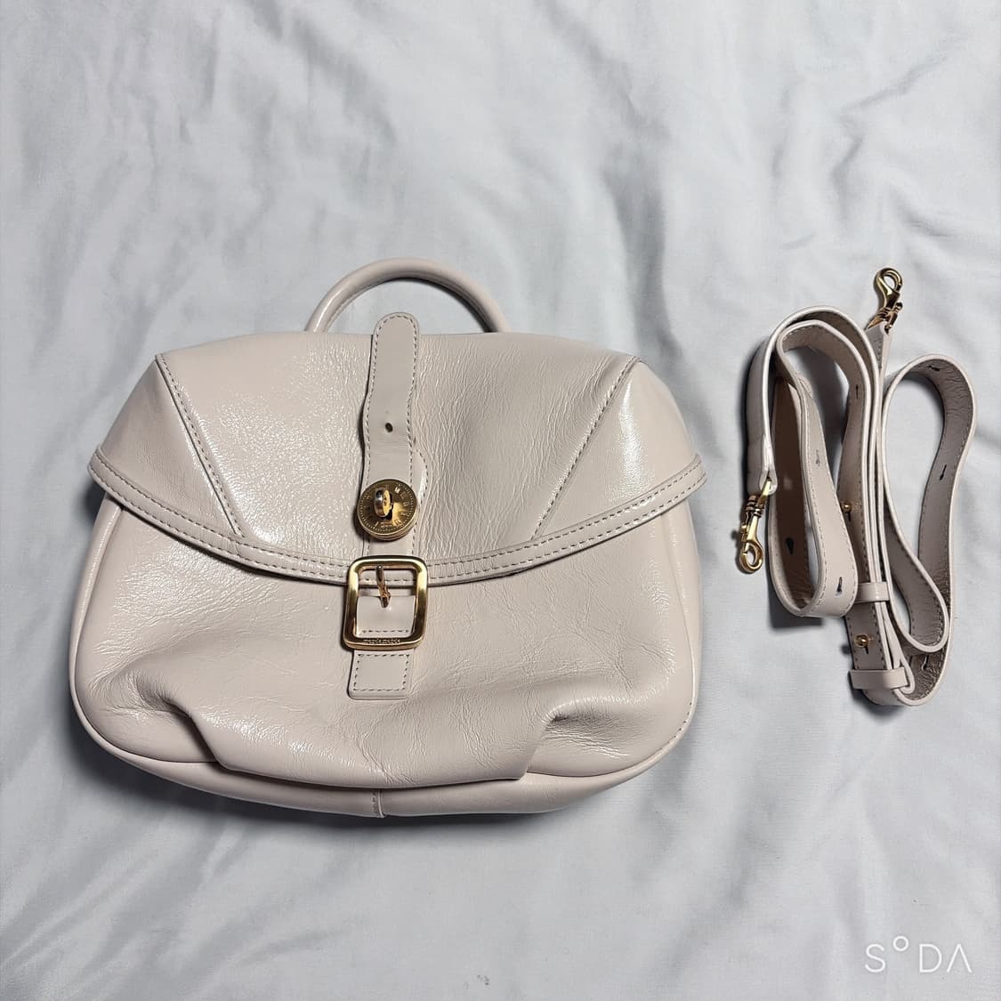 몽드몽드 마론 크로스백 상품이미지1