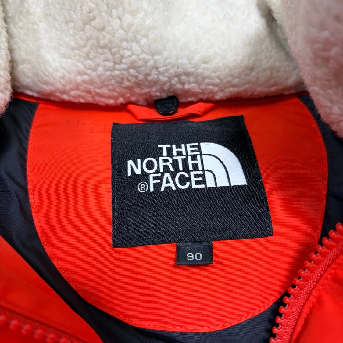 (W)노스페이스 700 필파워 구스다운 오렌지 패딩 베스트 상품이미지3