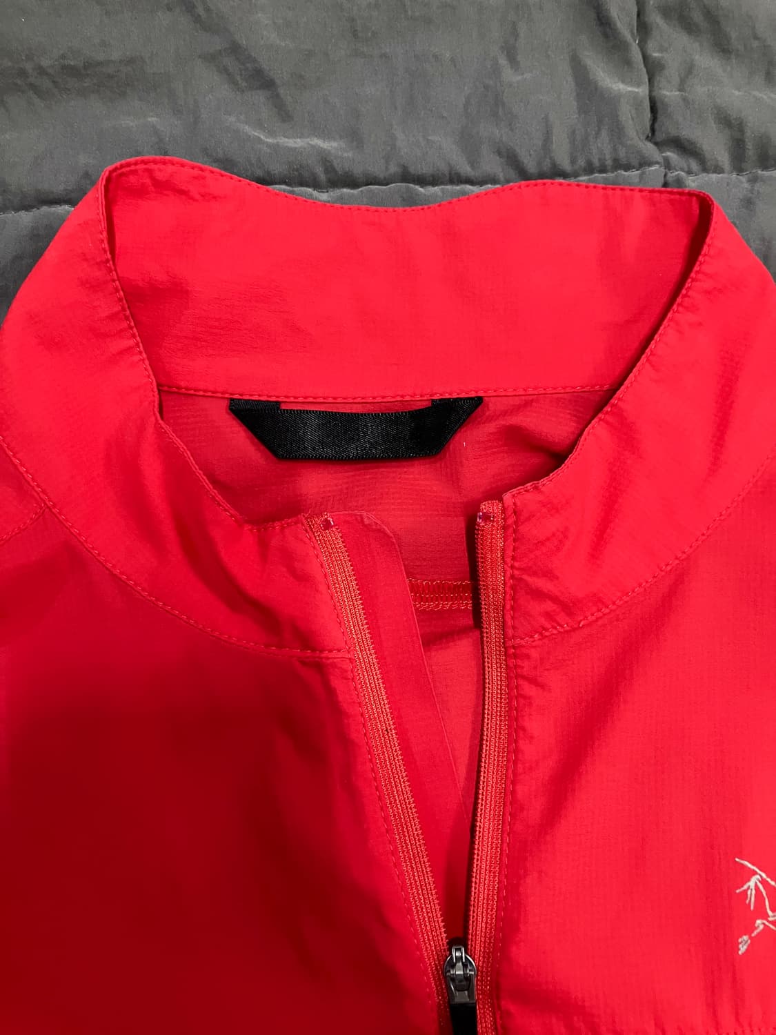 아크테릭스 바람막이 S(95) 상품이미지3