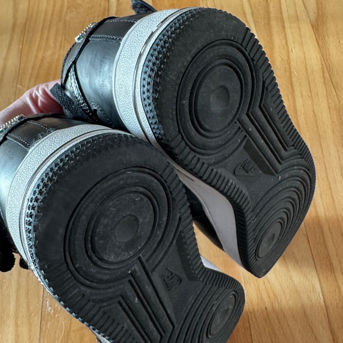 나이키x스투시 에어포스 미드 1 블랙 260 상품이미지7