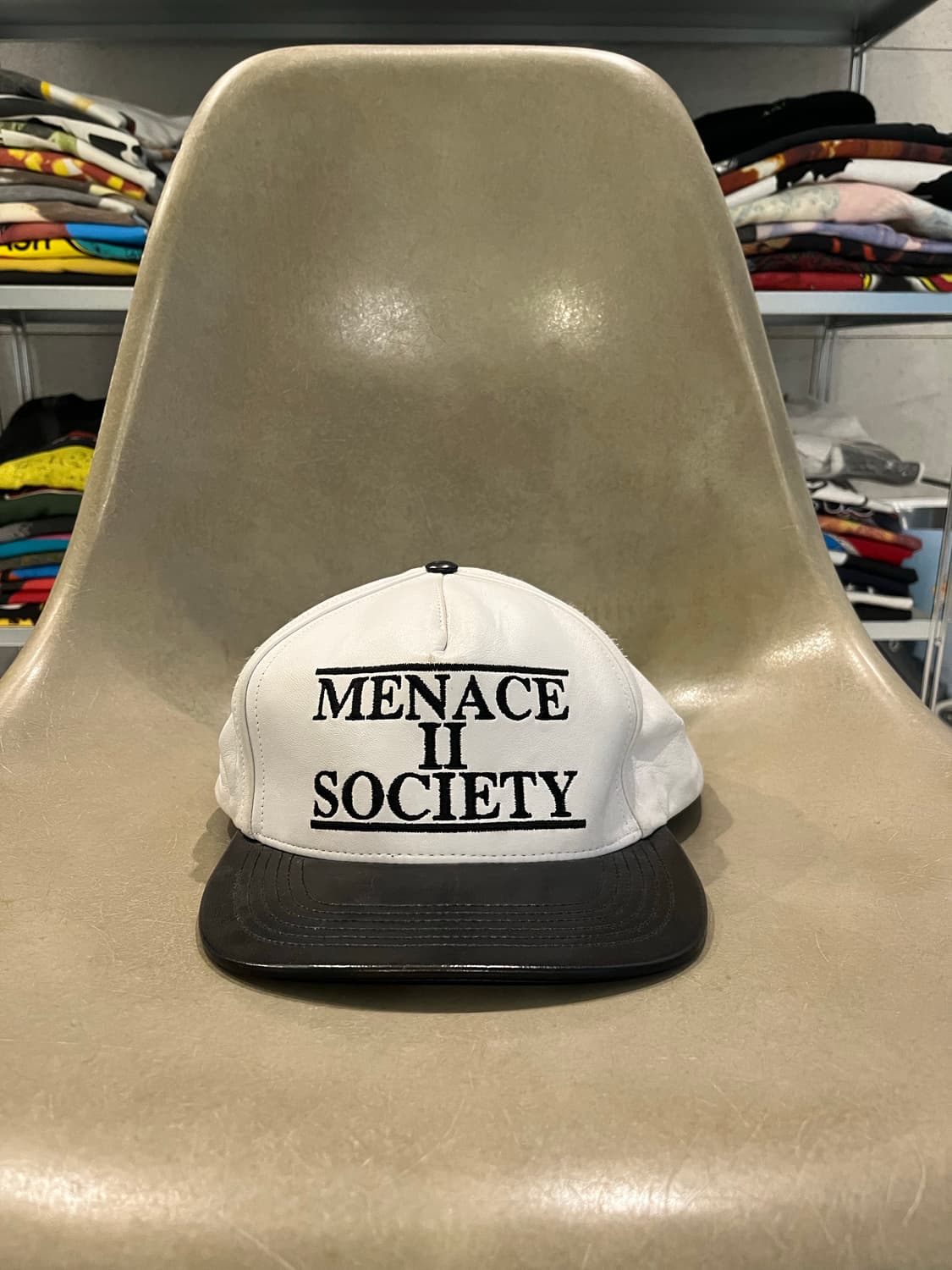 슈프림 레더 스냅백 캡 상품이미지1