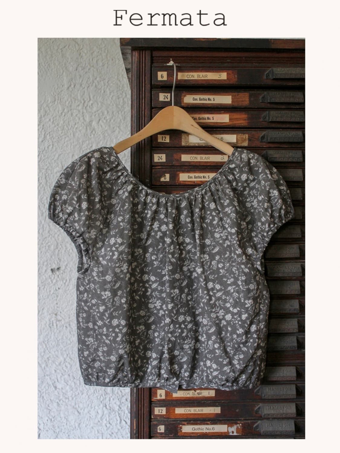 Fermata 페르마타 빈티지 플라워 블라우스 (단종/품절) 상품이미지1