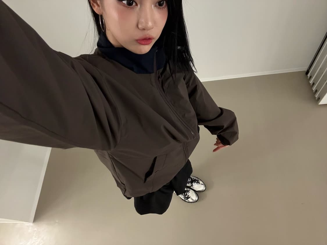 닝닝착용) 휠라 에샤페 v2 화이트 블랙 상품이미지2