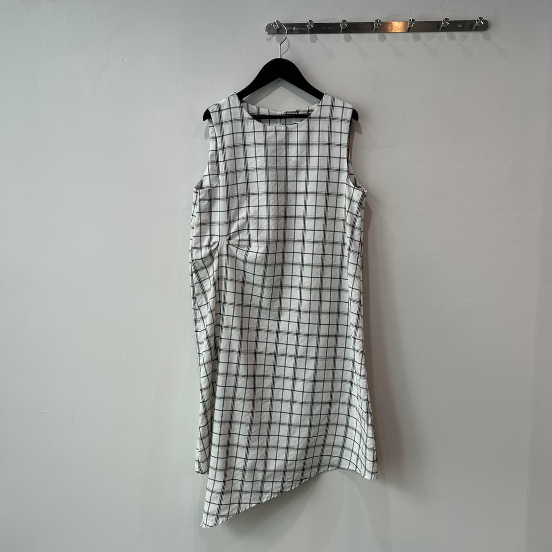 체크패턴 언발 원피스 상품이미지1