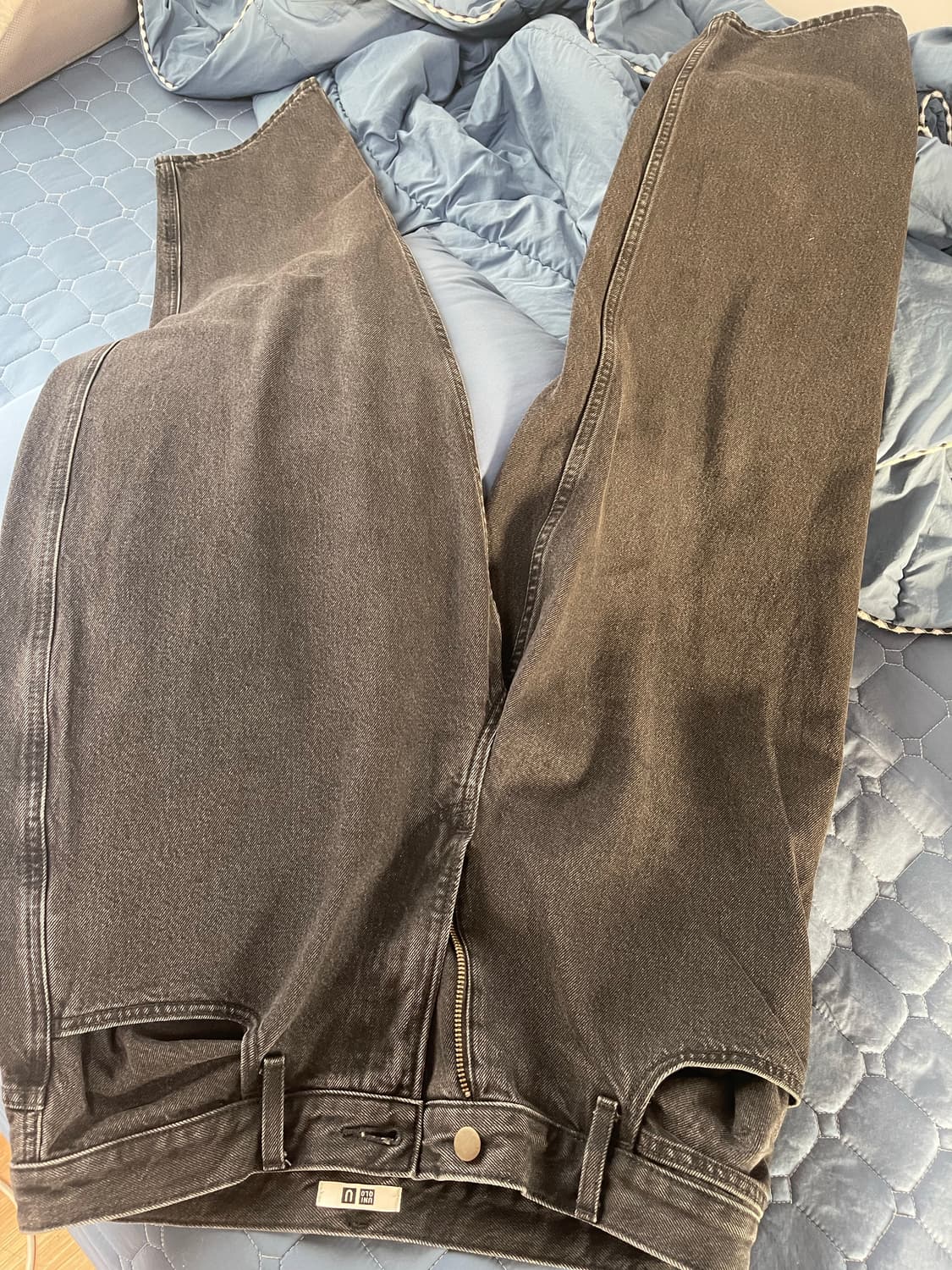 유니클로 U 23FW 릴렉스핏 진 상품이미지2